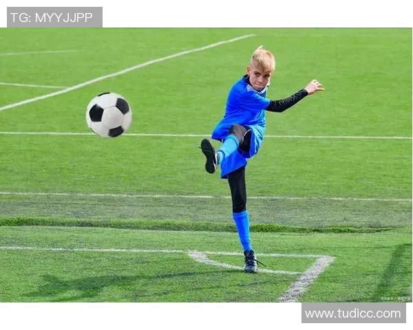 角球战术：揭秘足球比赛中角球战术的运用和技巧